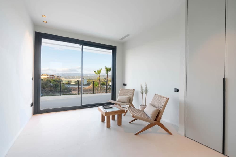 SON GUAL: MODERNE ECO-LUXUSVILLA MIT PANORAMABLICK - 1